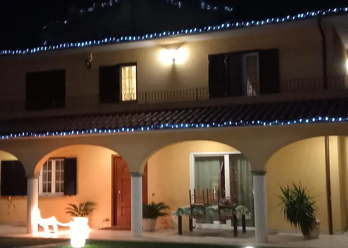 Il Matto Con Idromassaggio E Sauna