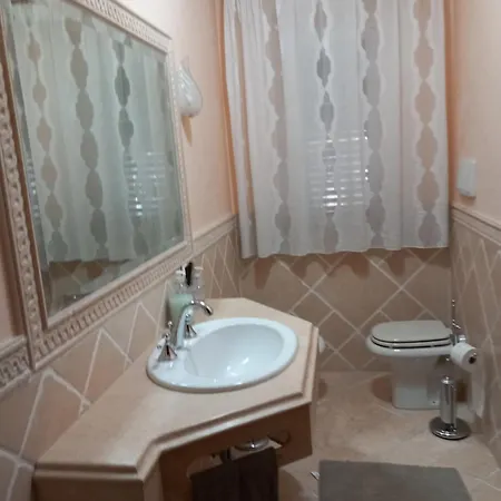 Il Matto Con Idromassaggio E Sauna Villa