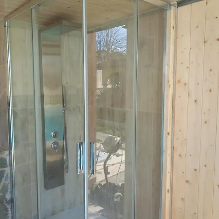 Il Matto Con Idromassaggio E Sauna Villa *