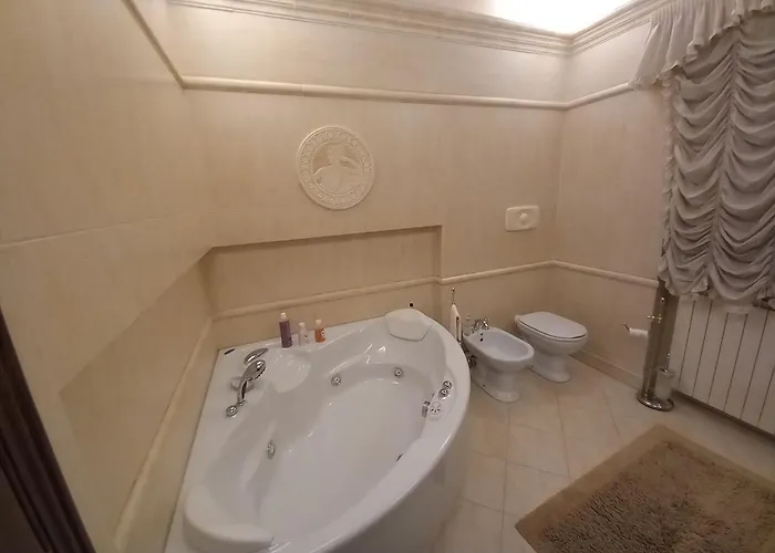 Il Matto Con Idromassaggio E Sauna *